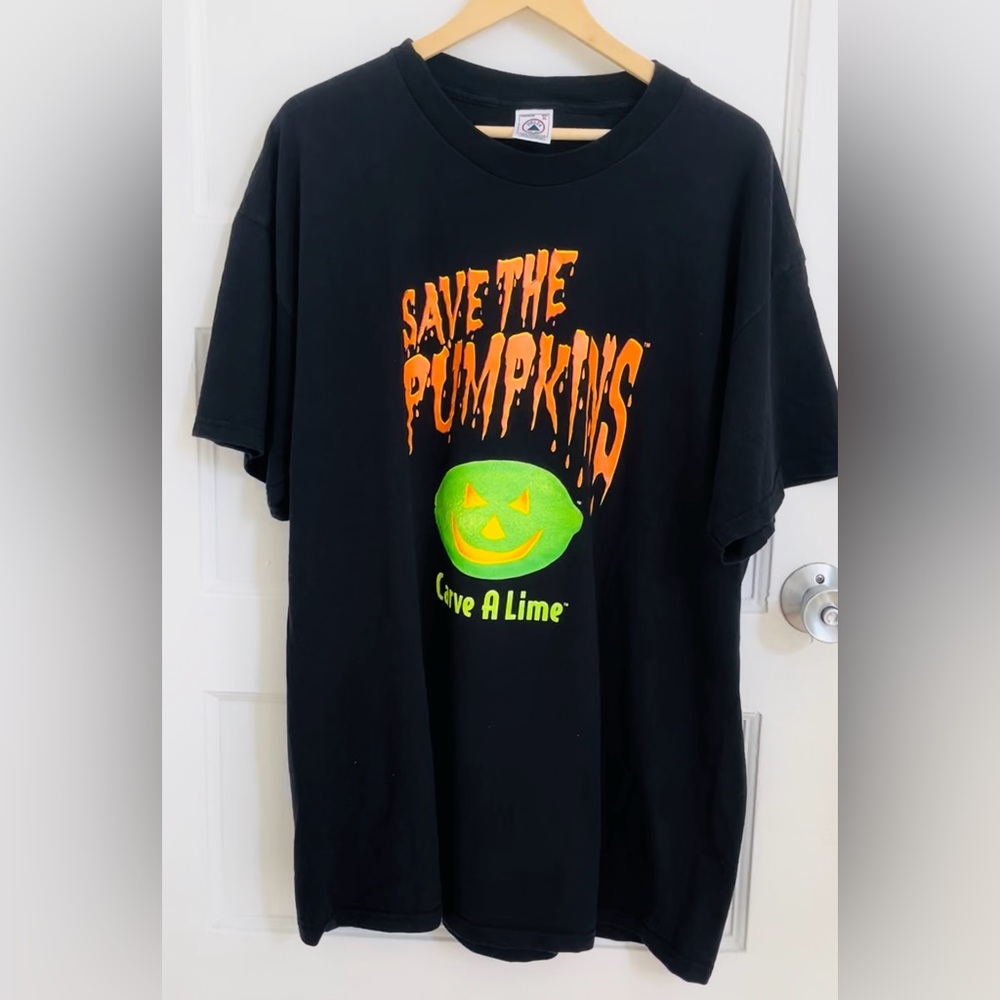 Delta Men’s Halloween Graphic Shirt Size XL